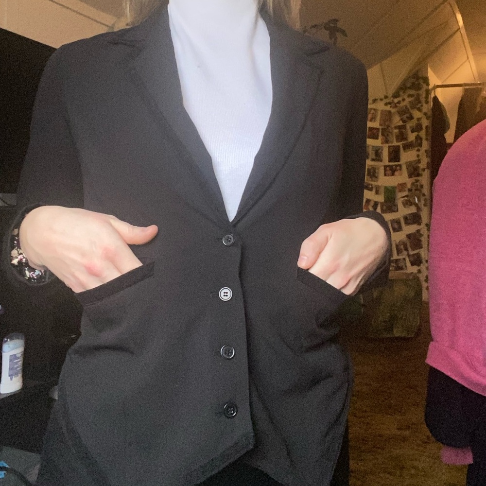 Butler Coat - Picture 2 of 6